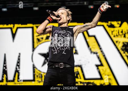 Milano Italia. 9 luglio 2024. La rock band canadese SUM 41 si esibisce dal vivo sul palco dell'Ippodromo SNAI San Siro durante gli "i-Days Milano Coca-Cola 2024". Foto Stock