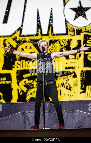 Milano Italia. 9 luglio 2024. La rock band canadese SUM 41 si esibisce dal vivo sul palco dell'Ippodromo SNAI San Siro durante gli "i-Days Milano Coca-Cola 2024". Foto Stock