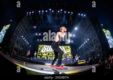 Milano Italia. 9 luglio 2024. La rock band canadese SUM 41 si esibisce dal vivo sul palco dell'Ippodromo SNAI San Siro durante gli "i-Days Milano Coca-Cola 2024". Foto Stock