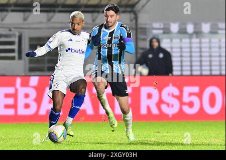 Caxias do sul, Brasile. 10 luglio 2024. Immagini della partita di calcio di Grêmio contro il Cruzeiro, valida per il 16° turno del Campionato brasiliano 2024, serie A, giocata allo Stadio Centenário, a Caxias do sul, RS, questo mercoledì (10). Crediti: Antônio Machado/FotoArena/Alamy Live News Foto Stock