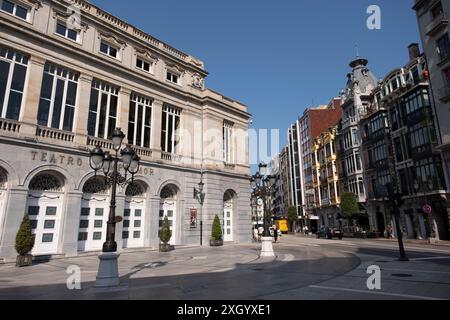 Teatro Campoamor. Teatro dell'opera, fondato nel 1892 e noto per ospitare, tra gli altri eventi, la cerimonia di premiazione della Principessa delle Asturie. Oviedo. Asturie. Foto Stock