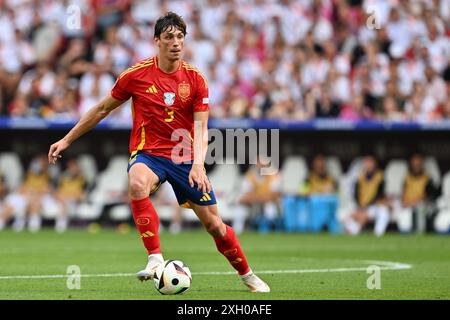 Stoccarda, Germania. 5 luglio 2024. Robin le Normand (3) di Spagna nella foto di una partita di calcio tra le squadre nazionali di Spagna e Germania nei quarti di finale del torneo UEFA Euro 2024, giovedì 5 luglio 2024 a Stoccarda, Germania . Crediti: Sportpix/Alamy Live News Foto Stock