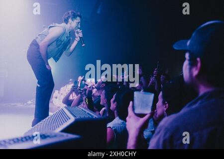 Copenaghen, Danimarca. 10 luglio 2024. La rock band argentina Babasonicos esegue un concerto dal vivo al Pumpehuset di Copenaghen. Foto Stock