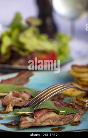 Saltimbocca alla romana vitello Foto Stock