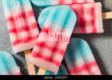 Patriottici Red White e Blue Popsicles per il 4 luglio Foto Stock