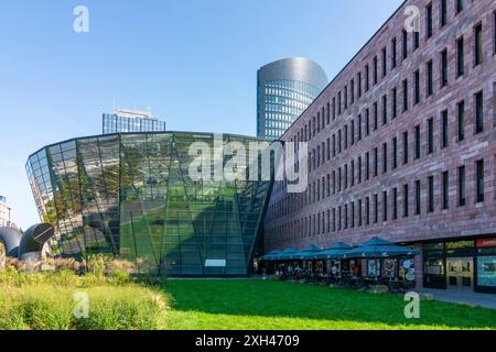 Dortmund: Da sinistra a destra: Grattacielo di IWO, biblioteca comunale e statale, Torre RWE a Ruhrgebiet, Nordrhein-Westfalen, Renania settentrionale-Vestfalia, Germania Foto Stock