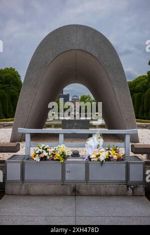 Hiroshima, Giappone, 20 giugno 2024: Hiroshima Peace Memorial Park è dedicato all'eredità di Hiroshima come prima città al mondo a soffrire di un nuzio Foto Stock
