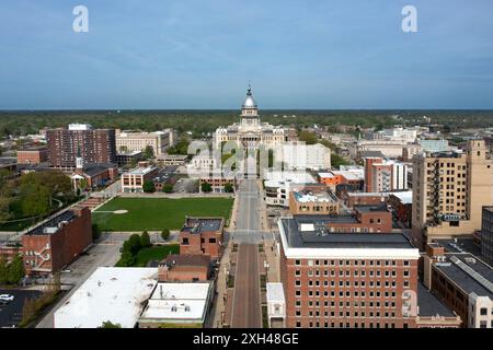 Vista aerea dell'edificio del Campidoglio dell'Illinois a Springfield Foto Stock