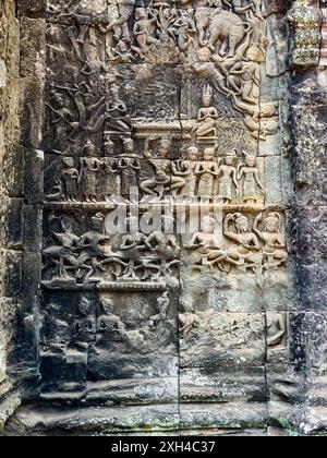 Tempio di TA Prohm, un monastero buddista Mahayana costruito alla fine del XII secolo per il re Khmer Jayavarman VII, Cambogia. Foto Stock