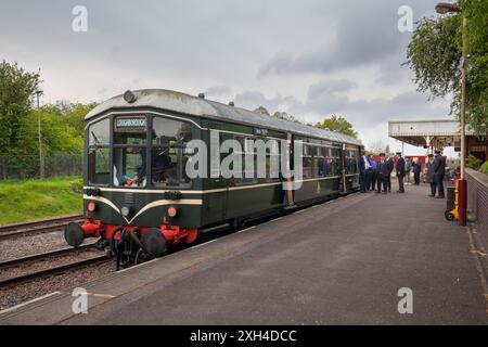 Derby leggero DMU 79900 Iris conservato presso la stazione ferroviaria Leicester North sulla Great Central Railway. Foto Stock