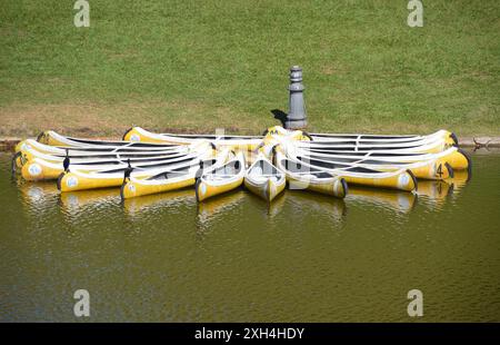 Canoa o kayak in acqua a Quinta da Boa Vista a Rio de Janeiro, Brasile. Foto Stock