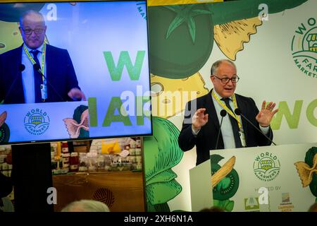 Roma, RM, Italia. 12 luglio 2024. ROBERTO GUALTIERI, Sindaco di Roma, tiene il suo discorso durante l'assemblea. (Credit Image: © Marco di Gianvito/ZUMA Press Wire) SOLO PER USO EDITORIALE! Non per USO commerciale! Foto Stock