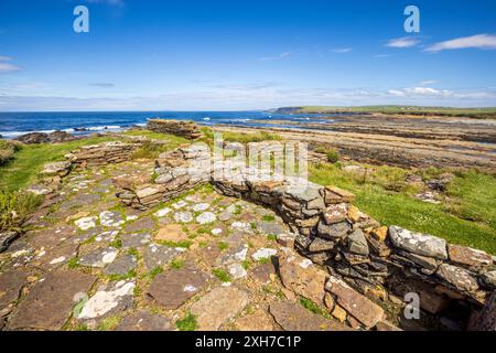 L'insediamento vichingo del Brough di Birsay sull'isola di Brough, le Isole Orcadi, Scozia settentrionale Foto Stock