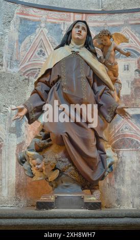 Spagna, Castiglia e León, Avila, Cattedrale di Avila, statua di Santa Teresa de Avila. Foto Stock