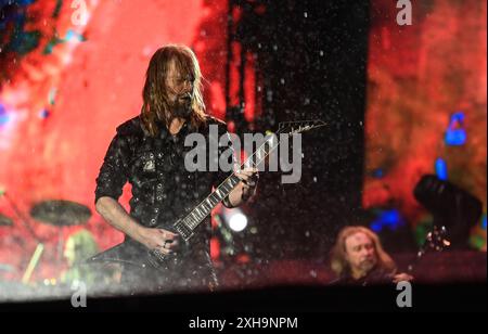 Vizovice, Repubblica Ceca. 12 luglio 2024. Andy Sneap dei Judas Priest si esibisce durante il secondo giorno del festival di quattro giorni di musica metal e rock Masters of Rock a Vizovice, Repubblica Ceca, 12 luglio 2024. Crediti: Dalibor Gluck/CTK Photo/Alamy Live News Foto Stock