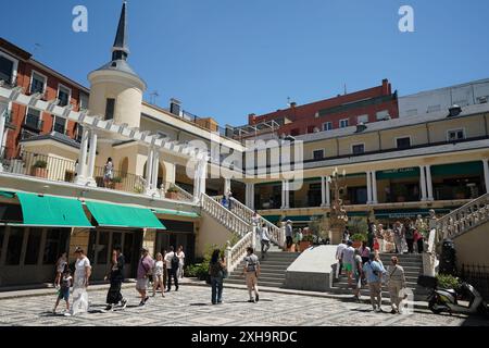 Il mercato delle pulci di El Rastro a Madrid, Spagna Foto Stock