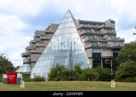Leonardo Royal Hotel Southampton Grand Harbour sul lungomare della città di Southampton, Hampshire, Inghilterra, Regno Unito Foto Stock