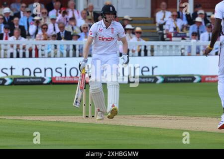 LONDRA, Regno Unito, JULY11: Harry Brook dell'Inghilterra in azione durante il Rothesay test il suo test Day 2 of 5 match tra Inghilterra e Indie occidentali al Lord's Cricket Ground di Londra l'11 luglio 2024 Foto Stock