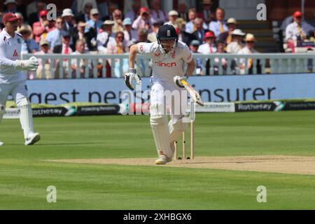 LONDRA, Regno Unito, JULY11: Harry Brook dell'Inghilterra in azione durante il Rothesay test il suo test Day 2 of 5 match tra Inghilterra e Indie occidentali al Lord's Cricket Ground di Londra l'11 luglio 2024 Foto Stock