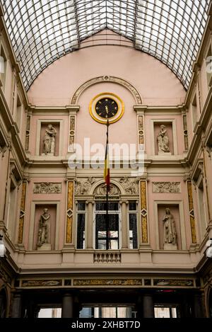 Galleria reale del centro commerciale Saint Hubert di Bruxelles, Belgio. Foto Stock