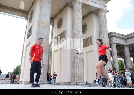 Berlino, Germania. 13 luglio 2024. Calciatori freestyle inglesi prima della finale che si svolge a Berlino, in Germania. Data foto: 13 luglio 2024. Foto Paul Terry/Sportimage credito: Sportimage Ltd/Alamy Live News Foto Stock