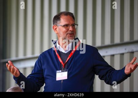 13 luglio 2024; New Dundas Park, Bonnyrigg, Midlothian, Scozia; Scottish Premier Sports Cup Football, Bonnyrigg Rose contro Dundee; Dundee amministratore delegato John Nelms Foto Stock