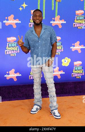 SANTA MONICA, CALIFORNIA - 13 LUGLIO: Kel Mitchell partecipa ai Nickelodeon Kids' Choice Awards 2024 al Barker Hangar il 13 luglio 2024 a Santa Monica, California Foto Stock