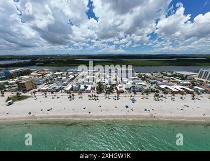 Una foto aerea del drone di Hollywood Beach, Florida Foto Stock
