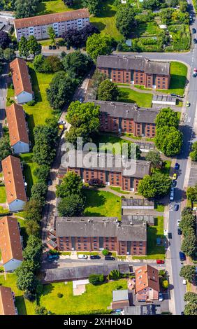 Luftbild, Reihenhaus-Mietshäuser Wohnsiedlung Herringer Heide, Stadtbezirk Herringen, Hamm, Ruhrgebiet, Nordrhein-Westfalen, Deutschland ACHTUNGxMINDESTHONORARx60xEURO *** Vista aerea, condomini a schiera che ospitano la tenuta Herringer Heide, distretto di Herringen, Hamm, zona della Ruhr, Renania settentrionale-Vestfalia, Germania ACHTUNGxMINDESTHONORARx60xEURO Foto Stock