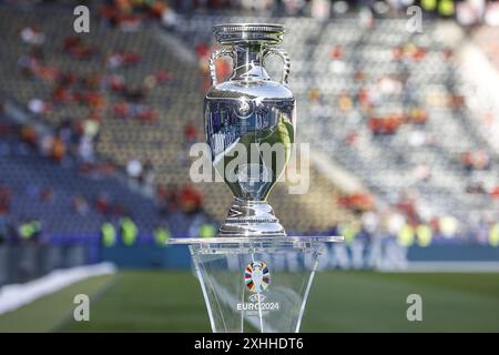 Berlino, Germania. 14 luglio 2024. Berlino, Germania. 14 luglio 2024. BERLINO - trofeo Henri Delaunay, coupé Henri Delaunay prima della finale di UEFA EURO 2024 tra Spagna e Inghilterra all'Olympiastadion il 14 luglio 2024 a Berlino, Germania. ANP | Hollandse Hoogte | MAURICE VAN STEEN crediti: ANP/Alamy Live News crediti: ANP/Alamy Live News crediti: ANP/Alamy Live News Foto Stock