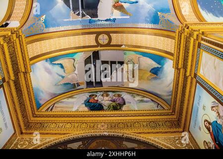 Odessa, Ucraina, 14 luglio 2024 Odesa Trasfigurazione Cattedrale. Il 2023, la Russia sparò missili alla cattedrale della Chiesa ortodossa Ucraina di Th Foto Stock