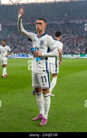 Berlino, Germania. 14 luglio 2024. Phil Foden dell'Inghilterra durante la finale di UEFA EURO 2024 tra Spagna e Inghilterra all'Olympiastadion di Berlino, Germania, il 14 luglio 2024 (foto di Andrew SURMA/ credito: SIPA USA/Alamy Live News Foto Stock