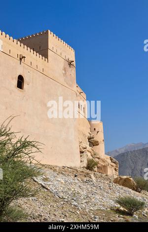 Sultanato dell'Oman, governatorato di al Batina, Nakhl, Nakhl o Husn al Heem Fort, storica fortezza in mattoni di fango Foto Stock