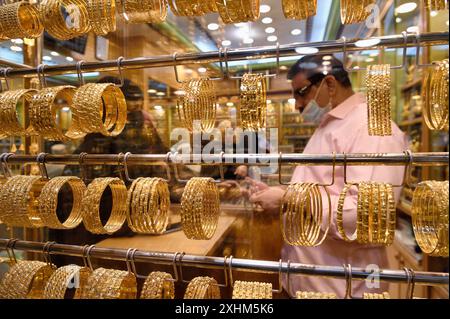 Sultanato dell'Oman, Mascate, vecchia Mascate, il suq di Muttrah, il distretto dei gioiellieri Foto Stock