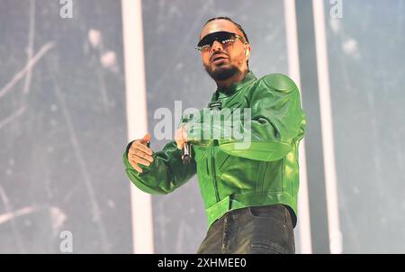 Quebec City, Canada. 13 luglio 2024. J Balvin si esibisce il giorno 10 del Festival d'été de Québec il 12 luglio 2024 a Quebec City, Quebec. Foto: C Flanigan/imageSPACE credito: Imagespace/Alamy Live News Foto Stock