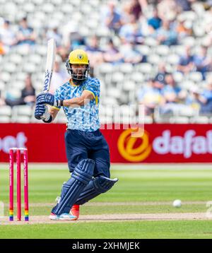 Moeen Ali batté per i Bears in un T20 Blast match tra Birmingham Bears e Derbyshire Falcons. Foto Stock