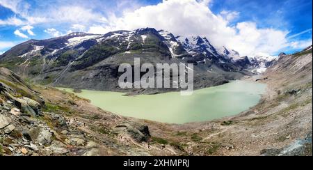 Il panorama più alto dell'Austria, la strada alpina Grossglockner al Kaiser Franz Josef Hohe. Il più grande ghiacciaio delle Alpi orientali Foto Stock