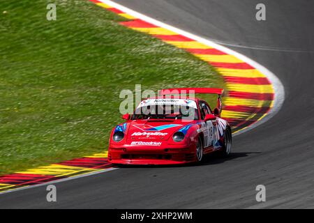 Franchorchamps, Belgio, giugno 29 2024, #18 Heiko Ostmann DE) - Porsche 993 GT2 Bi-Turbo/1996 durante la 24 ore Crowdstrike Spa 2024, centenario edi Foto Stock