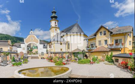 Chiesa di Sant'Egidio, S. Gilgen, Austria; 22 luglio 2024 - veduta della Chiesa di Sant'Egidio, S. Gilgen, Austria Foto Stock