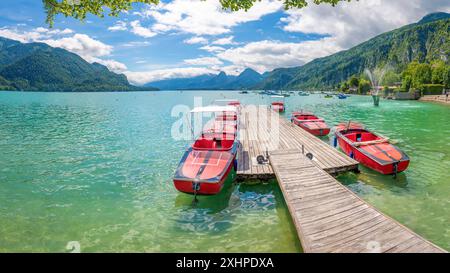 Vista sul lago Wolfgangsee da St Gilgen, Wolfgangsee, Austria. Foto Stock