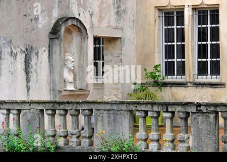 Francia, Giura, Dole, Canal des Tanneurs, casa natale di Louis Pasteur, museo, busto Foto Stock