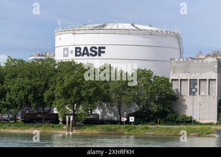 BASF, Lugwigshafen am Rhein, zona industriale, Mannheim, Baden-Wuerttemberg, Germania Foto Stock