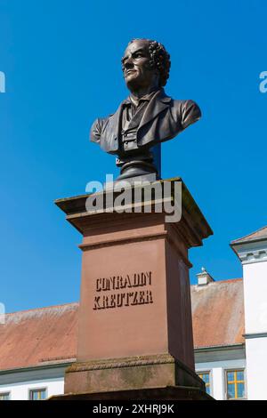 Monumento in onore di Conradin Kreutzer, musicista, direttore d'orchestra e compositore, busto di Hans Baur, scultore, scultura, ritratto, ritratto, testa, faccia Foto Stock