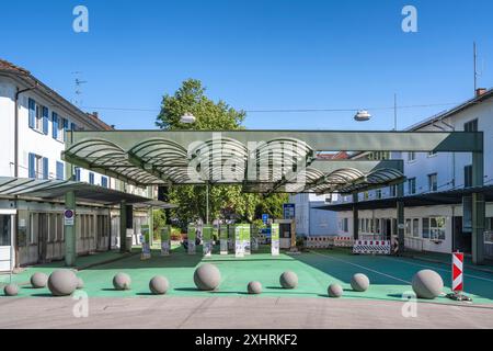 Valico di frontiera tra Germania e Svizzera chiuso al traffico stradale, Emmishofer Tor, Costanza, Kreuzlingen Canton Turgovia, Svizzera Foto Stock