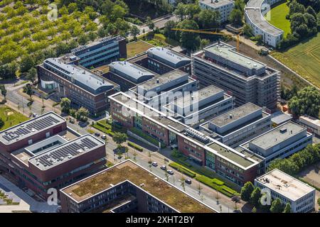 Luftbild, tu Technische Universität Dortmund TZDO Technologiezentrum Dortmund, BMZ 2 BioMedizinZentrum Dortmund, Max-Planck-Institut für molekulare Physiologie, otto-Hahn-Straße, Eichlinghofen, Dortmund, Ruhrgebiet, Nordrhein-Westfalen, Deutschland ACHTUNGxMINDESTHONORARx60xEURO *** Vista aerea, tu Dortmund University of Technology TZDO Technology Center Dortmund, BMZ 2 BioMedicalCenter Dortmund, Max Planck Institute of Molecular Physiology, otto Hahn Straße, Eichlinghofen, Dortmund, Ruhr area, Renania settentrionale-Vestfalia, Germania ATTENTIONxMINDESTHONORARx60xEURO Foto Stock