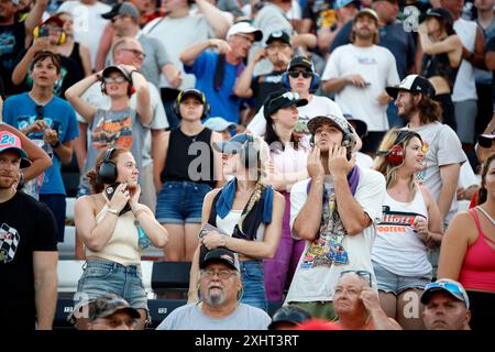 30 giugno 2024, Lebanon, Tn, USA: I fan si divertono con l'Ally 400 in Lebanon, TN, USA. (Credit Image: © Walter G. Arce Sr./ASP via ZUMA Press Wire) SOLO PER USO EDITORIALE! Non per USO commerciale! Foto Stock