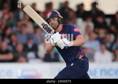 Matt Critchley in battuta per Essex durante Essex vs Kent Spitfires, Vitality Blast T20 Cricket al Cloud County Ground l'11 luglio 2024 Foto Stock