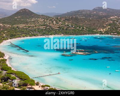 Spiaggia Plage de Santa Giulia e costa Corsica Francia prospettiva aerea Foto Stock