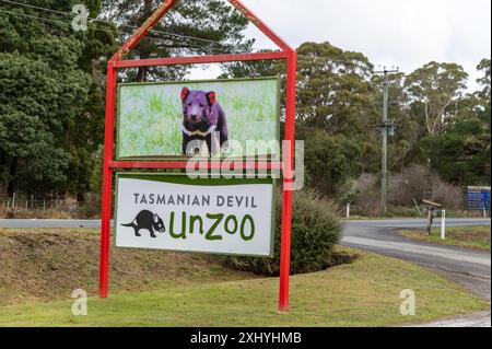 Il Tasmanian Devil UNzoo sulla Arthur Hwy, tra Hobart e Port Arthur nella piccola città di Taranna nel sud-est della Tasmania. L'UNzoo (Internationa Foto Stock