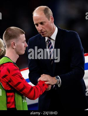 BERLINO, GERMANIA - 14 LUGLIO: Adam Wharton, principe Guglielmo, principe di Galles durante la finale di UEFA EURO 2024 tra Spagna e Inghilterra a Olympiasta Foto Stock